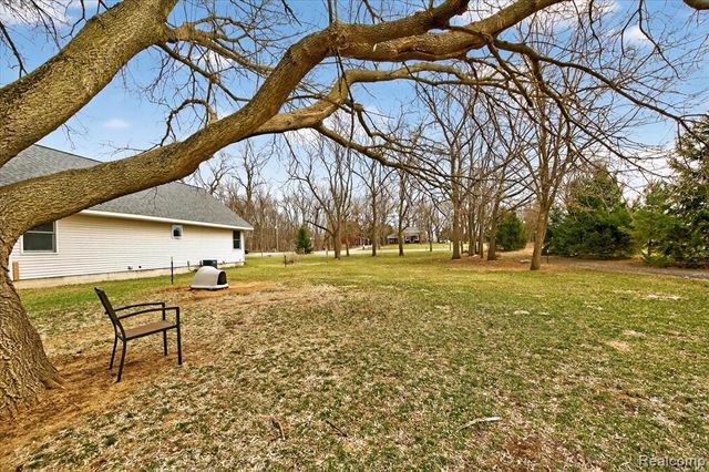 12760 Roepke Road, Gregory, MI 48137