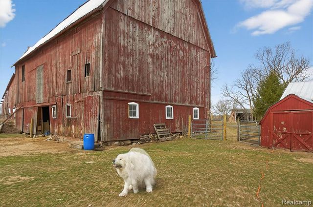 12760 Roepke Road, Gregory, MI 48137