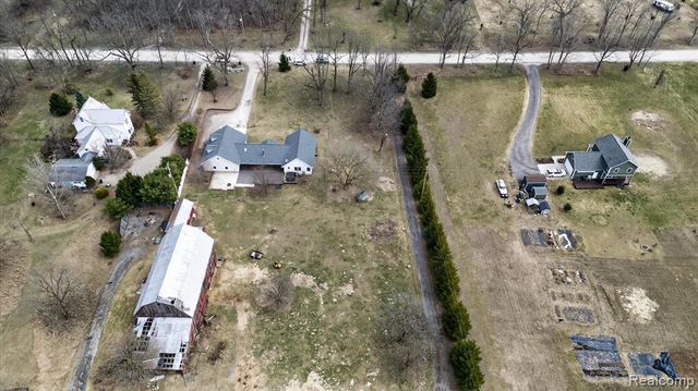 12760 Roepke Road, Gregory, MI 48137