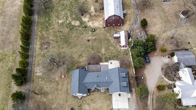 12760 Roepke Road, Gregory, MI 48137