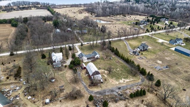 12760 Roepke Road, Gregory, MI 48137