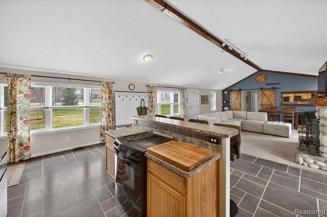 12760 Roepke Road, Gregory, MI 48137