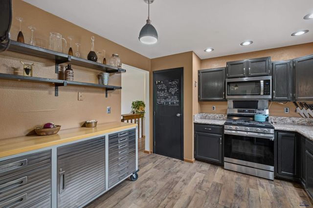 2518 JUNCTION DR, Rapid City, SD 57702