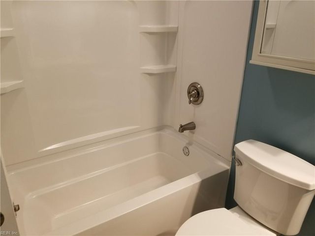 237 Seasons TRL, Newport News, VA 23602