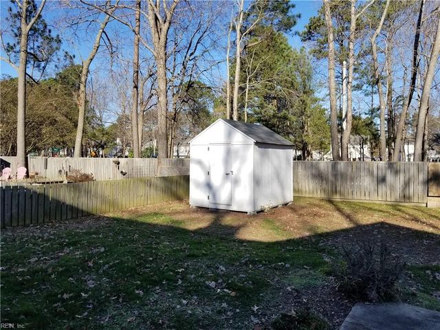 237 Seasons TRL, Newport News, VA 23602