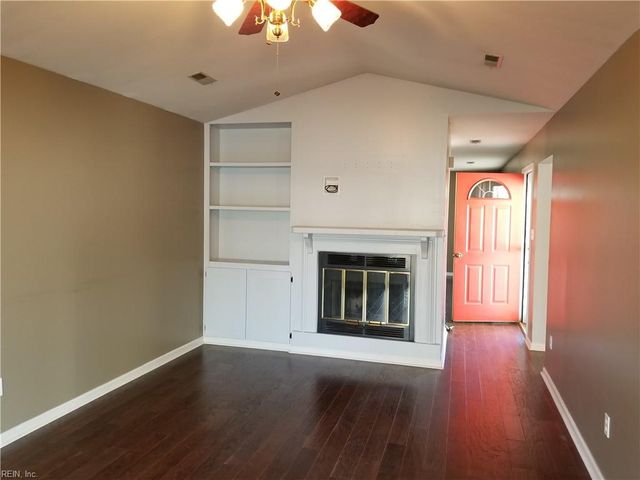 237 Seasons TRL, Newport News, VA 23602