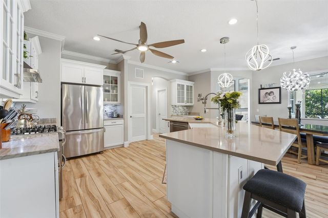 6331 YELLOW WOOD PLACE, Sarasota, FL 34241