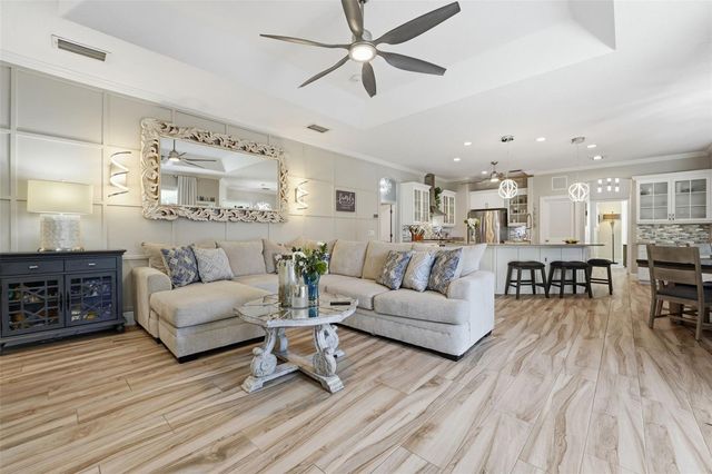 6331 YELLOW WOOD PLACE, Sarasota, FL 34241