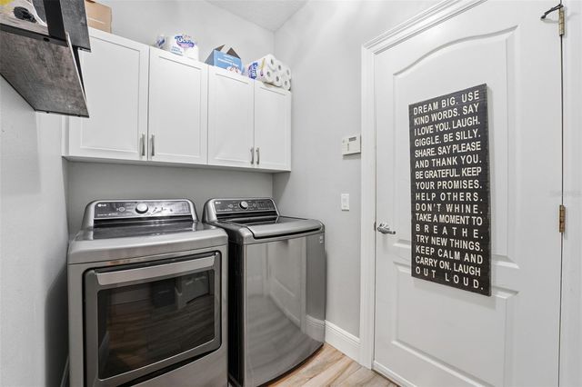 6331 YELLOW WOOD PLACE, Sarasota, FL 34241