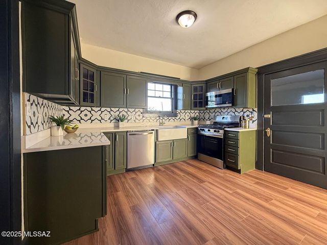 601 E 1st Street, Tucson, AZ 85705