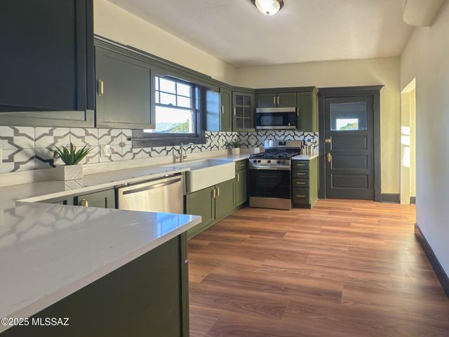 601 E 1st Street, Tucson, AZ 85705