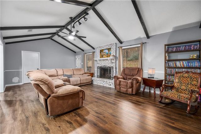 950 STONES WAY Drive, Pineville, LA 71360