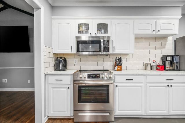 950 STONES WAY Drive, Pineville, LA 71360