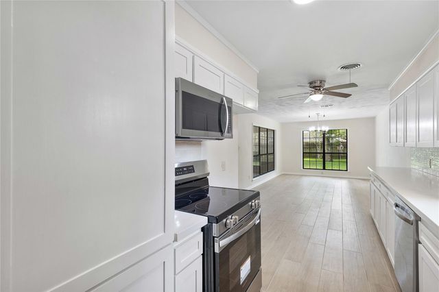 1916 Baywood Drive, Bay City, TX 77414