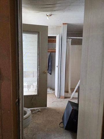 9567 Aisle Of Palms, Bombay Beach, CA 92257