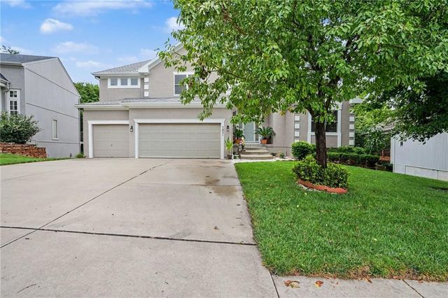 5821 Bedford Avenue, Kansas City, MO 64151