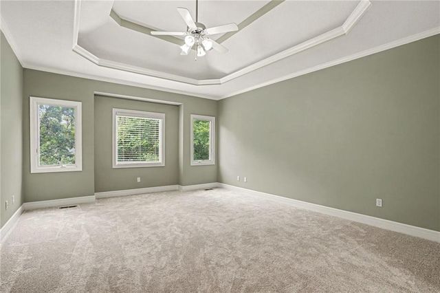 5821 Bedford Avenue, Kansas City, MO 64151