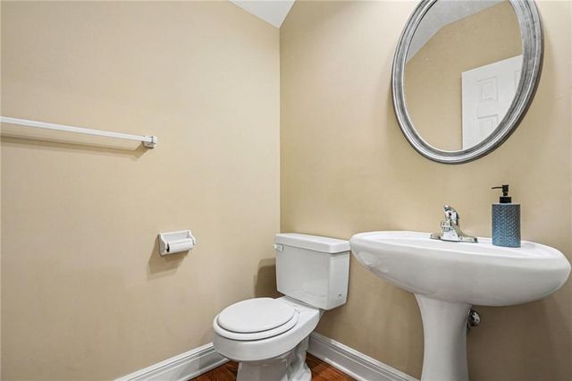 5821 Bedford Avenue, Kansas City, MO 64151