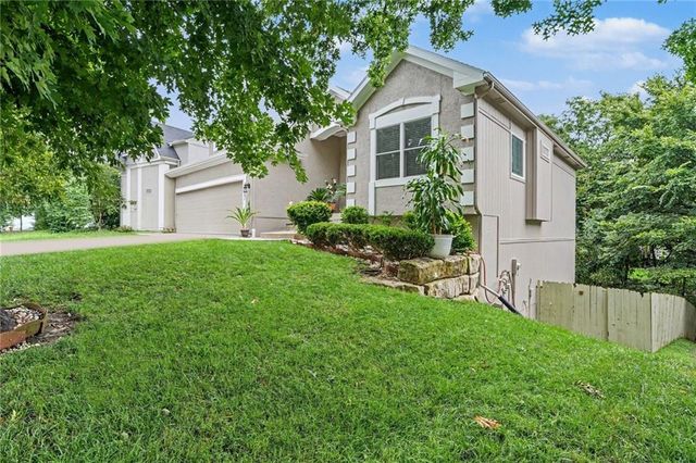 5821 Bedford Avenue, Kansas City, MO 64151