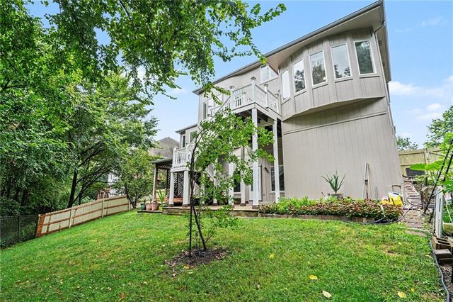 5821 Bedford Avenue, Kansas City, MO 64151