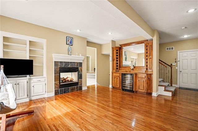 5821 Bedford Avenue, Kansas City, MO 64151