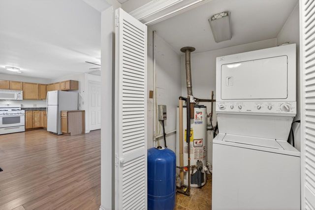 248 Mueller AVENUE, Twin Lakes, WI 53181