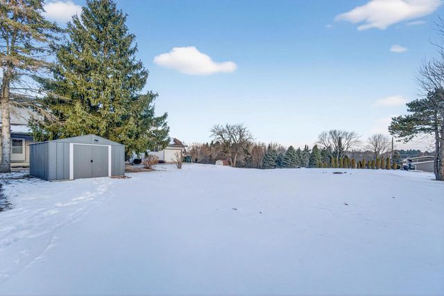 248 Mueller AVENUE, Twin Lakes, WI 53181
