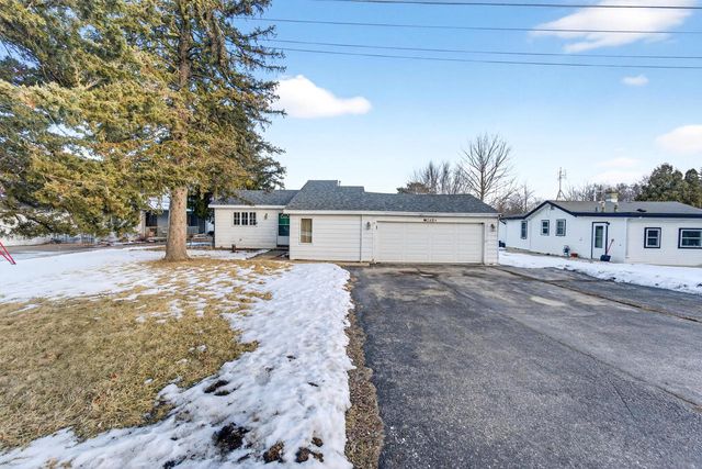 248 Mueller AVENUE, Twin Lakes, WI 53181