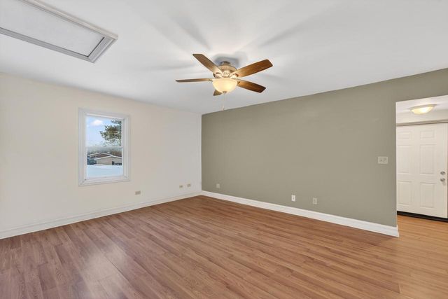 248 Mueller AVENUE, Twin Lakes, WI 53181