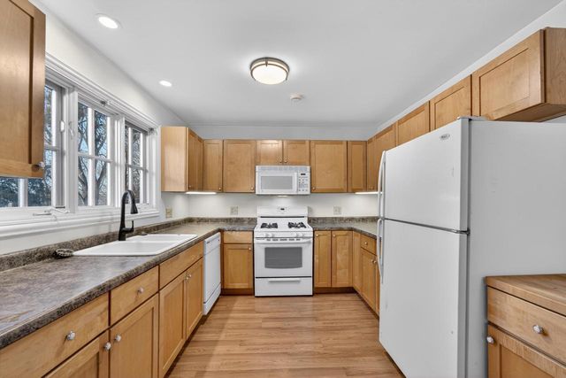 248 Mueller AVENUE, Twin Lakes, WI 53181