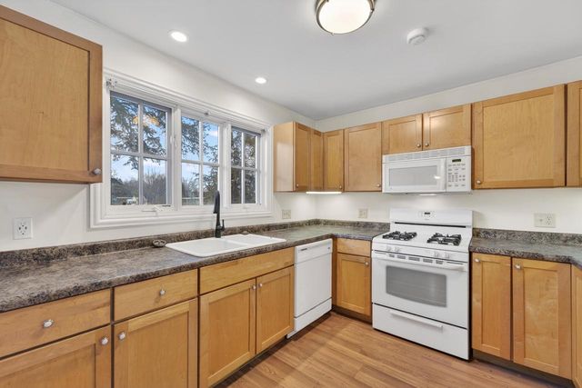 248 Mueller AVENUE, Twin Lakes, WI 53181