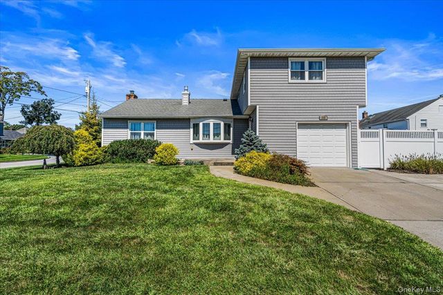 1845 Relyea Drive, Merrick, NY 11566