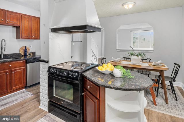 214 OLD RIVERSIDE RD, Brooklyn Park, MD 21225