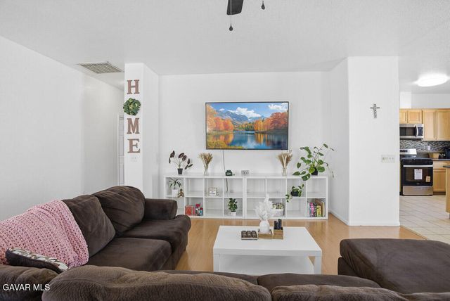 751 Pino Avenue, Lancaster, CA 93535