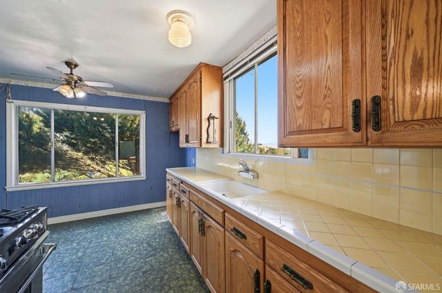 77 Lapham Way, San Francisco, CA 94112