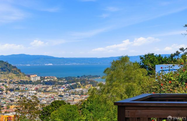 77 Lapham Way, San Francisco, CA 94112