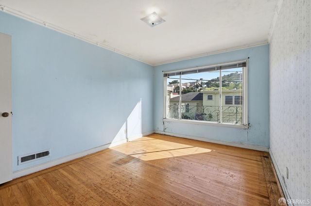 77 Lapham Way, San Francisco, CA 94112