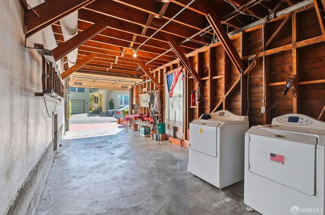 77 Lapham Way, San Francisco, CA 94112