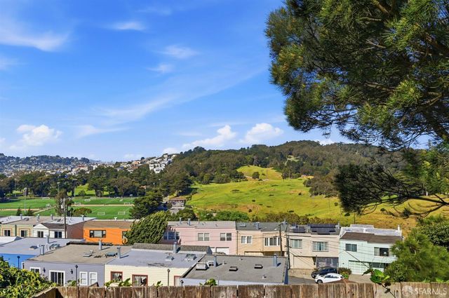 77 Lapham Way, San Francisco, CA 94112