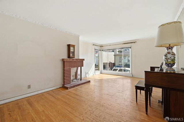 77 Lapham Way, San Francisco, CA 94112