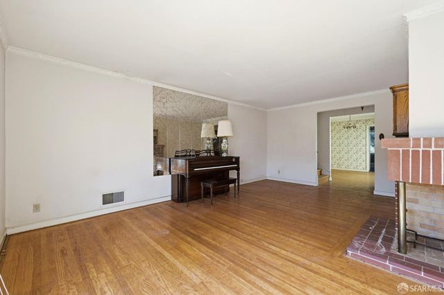 77 Lapham Way, San Francisco, CA 94112