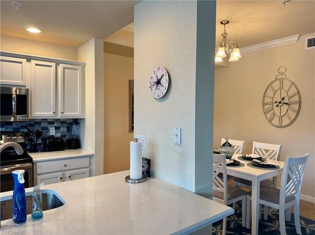 9554 Trevi CT 4723, Naples, FL 34113
