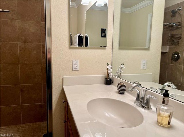 9554 Trevi CT 4723, Naples, FL 34113