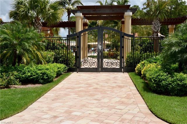 9554 Trevi CT 4723, Naples, FL 34113
