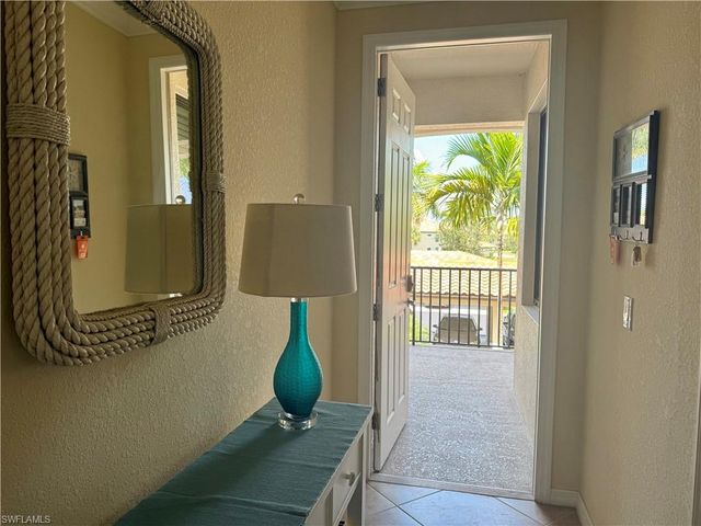 9554 Trevi CT 4723, Naples, FL 34113