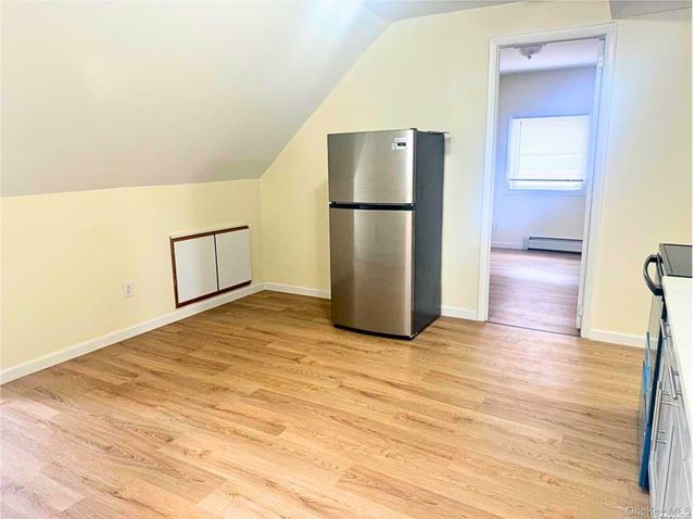 79-38 209th Street 2nd FL, Hollis Hills, NY 11364