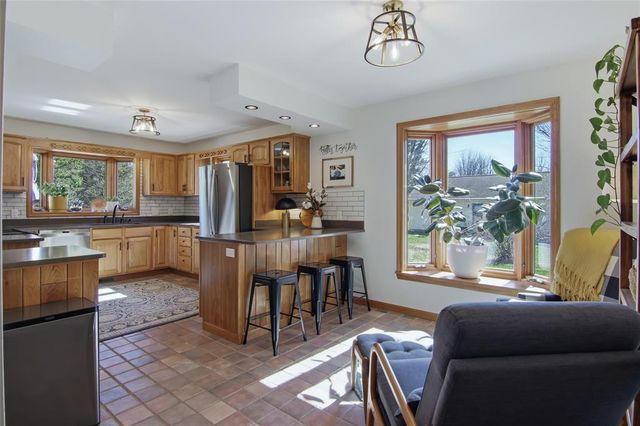 4321 Pine Meadow Drive, Eau Claire, WI 54701