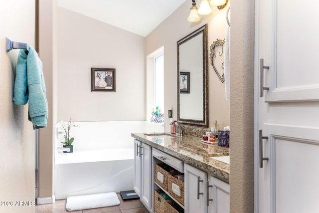 1515 N Poppy Street, Casa Grande, AZ 85122