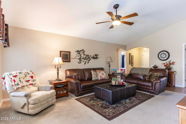 1515 N Poppy Street, Casa Grande, AZ 85122