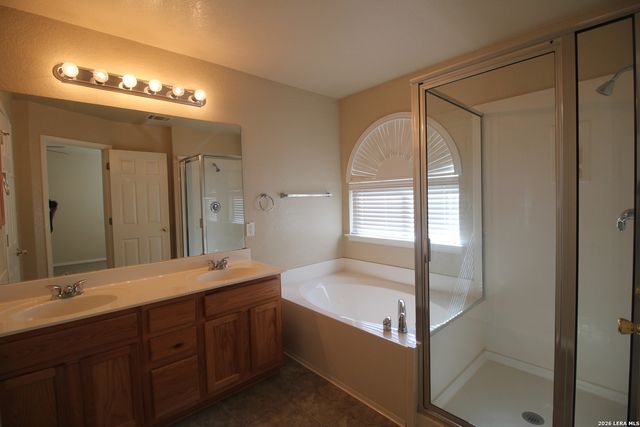 249 VAL VERDE DR, New Braunfels, TX 78130